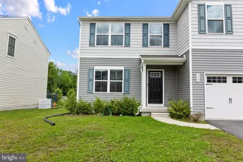 115 Shiningfield Ct, Middle River, MD 21220 photo 4