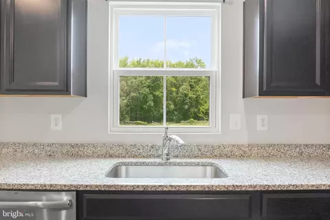 115 Shiningfield Ct, Middle River, MD 21220 photo 12