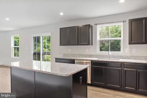 115 Shiningfield Ct, Middle River, MD 21220 photo 13