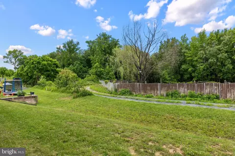115 Shiningfield Ct, Middle River, MD 21220 photo 32