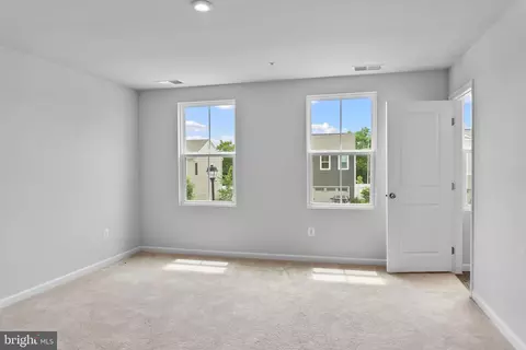 115 Shiningfield Ct, Middle River, MD 21220 photo 14