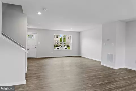 115 Shiningfield Ct, Middle River, MD 21220 photo 6
