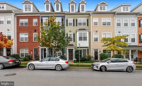 136 Linden Pl, Baltimore, MD 21286