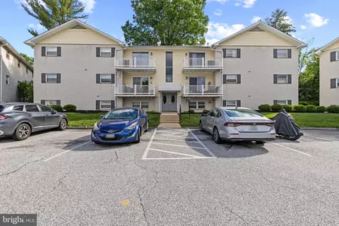 11 Warren Lodge Ct #2-D, Cockeysville, MD 21030