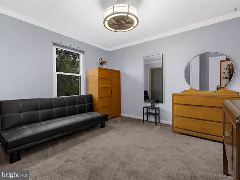 Bedroom - 9112 Chesapeake Ave, Sparrows Point, MD 21219 photo 4 of 4
