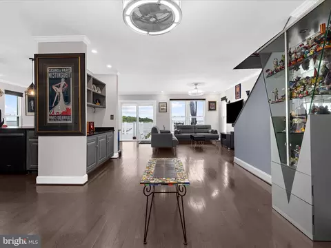 Entry Way - 9112 Chesapeake Ave, Sparrows Point, MD 21219 photo 1 of 2