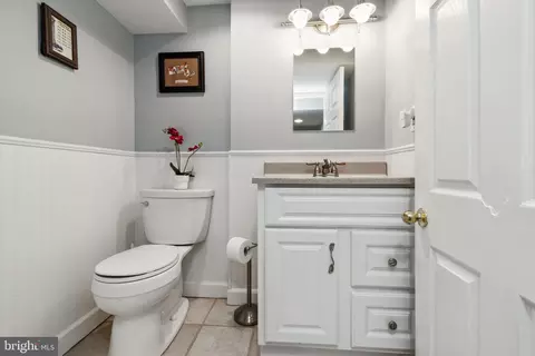 Bath - 511 Wilton Rd, Towson, MD 21286 photo 4 of 4