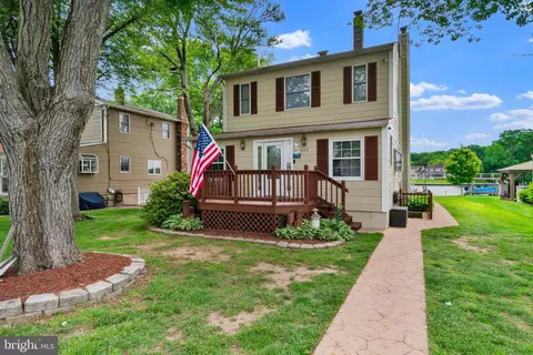 405 Armstrong Rd, Middle River, MD 21220 photo 5