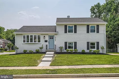 8200 Boman Ct, Towson, MD 21204