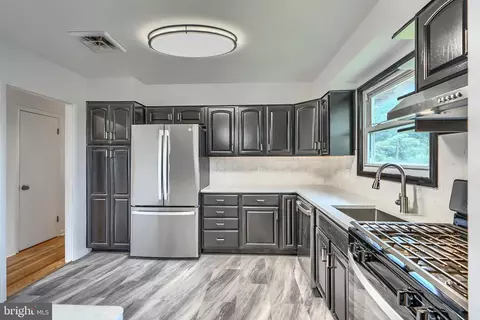 Kitchen - 8429 Coco Rd, Rosedale, MD 21237 photo 3 of 4