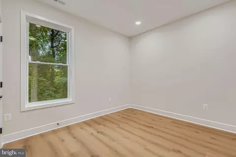 Bedroom - 5111 Overdale Ave, Rosedale, MD 21237 photo 4 of 7