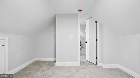 Entry Way - 2910 Salisbury Ave, Sparrows Point, MD 21219 photo 13 of 14