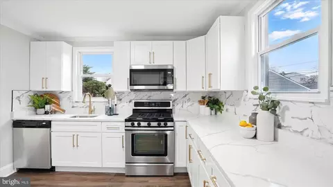 Kitchen - 2910 Salisbury Ave, Sparrows Point, MD 21219 photo 1 of 3