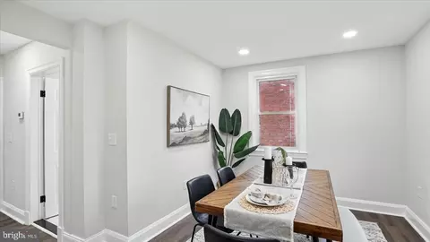 Entry Way - 2910 Salisbury Ave, Sparrows Point, MD 21219 photo 6 of 14