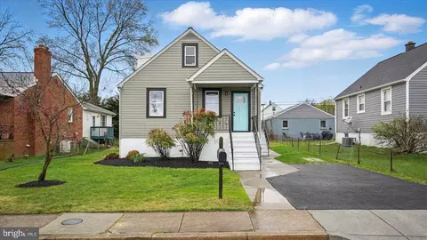 2910 Salisbury Ave, Sparrows Point, MD 21219