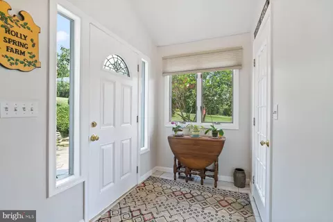 Entry Way - 18622 Brick Store Rd, Hampstead, MD 21074 photo 1 of 1