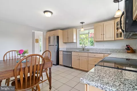 Kitchen - 18622 Brick Store Rd, Hampstead, MD 21074 photo 1 of 3