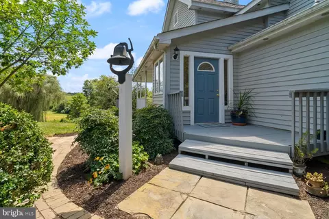 Exterior - 18622 Brick Store Rd, Hampstead, MD 21074 photo 5 of 22