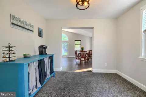 Entry Way - 5221 Trumps Mill Rd, Baltimore, MD 21206 photo 1 of 7
