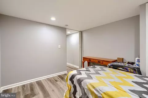 Bedroom - 5221 Trumps Mill Rd, Baltimore, MD 21206 photo 6 of 7