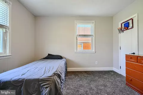 Bedroom - 5221 Trumps Mill Rd, Baltimore, MD 21206 photo 5 of 7