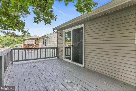 Exterior - 507 Fuselage Ave, Essex, MD 21221 photo 4 of 9