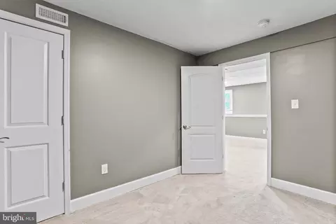 Bedroom - 507 Fuselage Ave, Essex, MD 21221 photo 1 of 6