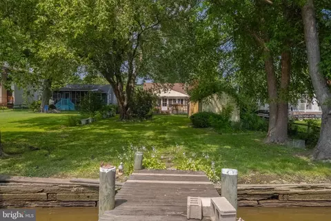 Exterior - 6835 S River Dr, Middle River, MD 21220 photo 2 of 14