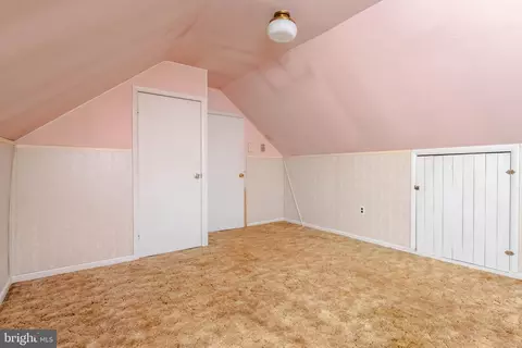 Bedroom - 6835 S River Dr, Middle River, MD 21220 photo 5 of 9