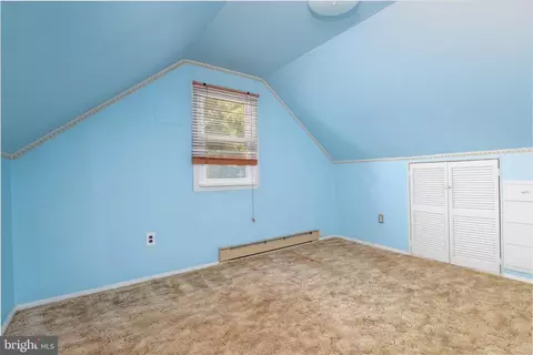 Bedroom - 6835 S River Dr, Middle River, MD 21220 photo 7 of 9