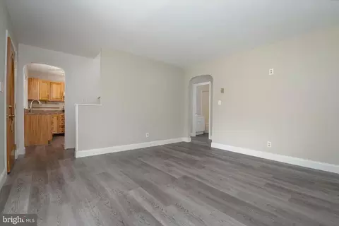 Living - 6835 S River Dr, Middle River, MD 21220 photo 2 of 12