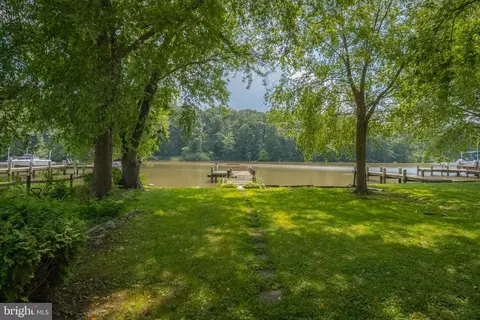 Exterior - 6835 S River Dr, Middle River, MD 21220 photo 6 of 14
