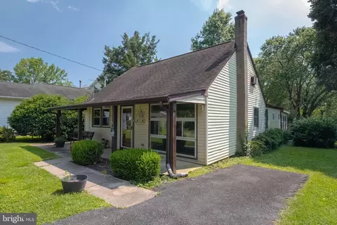 Exterior - 6835 S River Dr, Middle River, MD 21220 photo 1 of 14