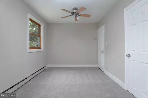 Bedroom - 6835 S River Dr, Middle River, MD 21220 photo 3 of 9