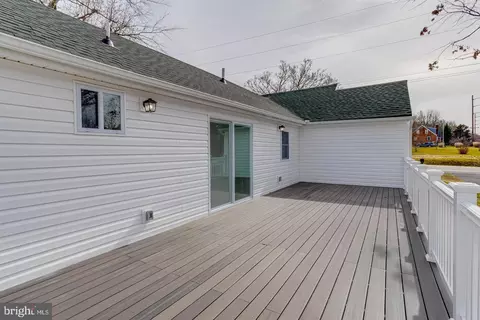 9900 Bird River Rd, Middle River, MD 21220