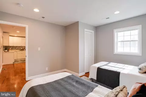 Bedroom - 9900 Bird River Rd, Middle River, MD 21220 photo 2 of 3