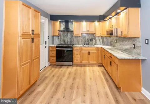 9744 Matzon Rd, Middle River, MD 21220 photo 10