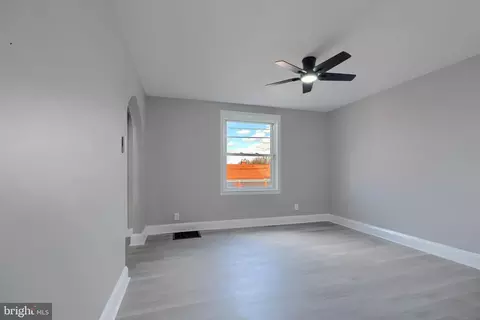 Living - 518 Fairview Ave, Baltimore, MD 21224 photo 1 of 1