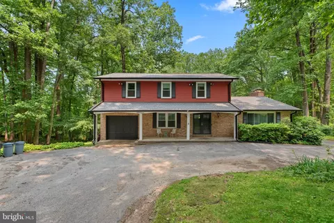 19 Norris Run Ct, Reisterstown, MD 21136