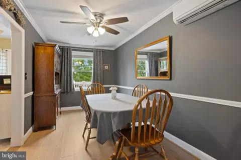 1086 Elm Rd, Halethorpe, MD 21227 photo 8