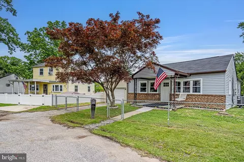 10 Taxi Way, Middle River, MD 21220