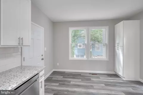 Entry Way - 1017 S Beechfield Ave, Baltimore, MD 21229 photo 8 of 8