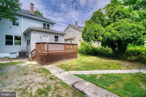 Exterior - 1017 S Beechfield Ave, Baltimore, MD 21229 photo 5 of 9