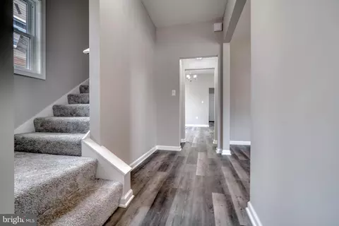 Entry Way - 1017 S Beechfield Ave, Baltimore, MD 21229 photo 2 of 8