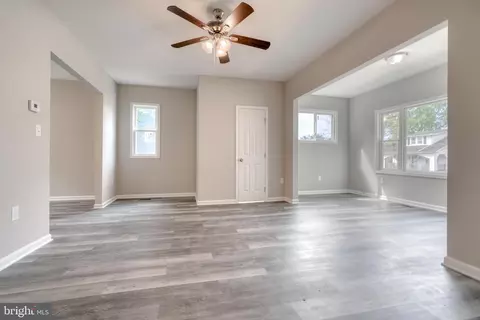 Living - 1017 S Beechfield Ave, Baltimore, MD 21229 photo 1 of 3