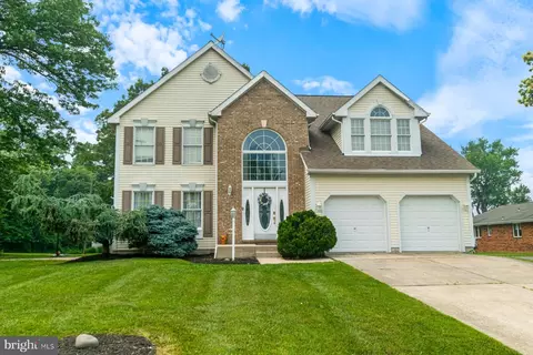 9710 Magledt Rd, Parkville, MD 21234