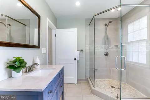 Bath - 10510 Vincent Rd, White Marsh, MD 21162 photo 2 of 4