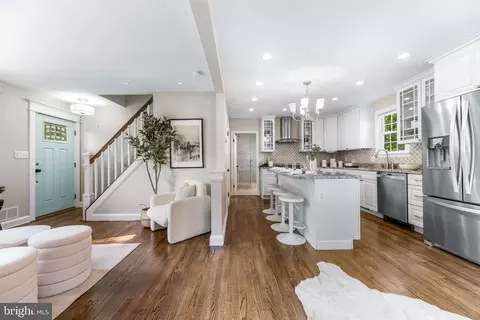 Entry Way - 10510 Vincent Rd, White Marsh, MD 21162 photo 1 of 5