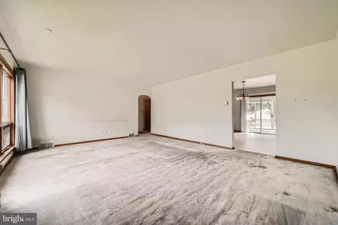 6805 River Drive Rd, Sparrows Point, MD 21219 photo 6