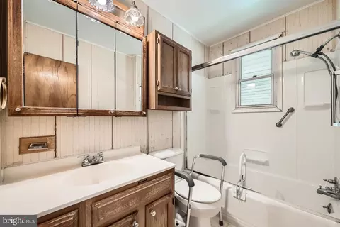6805 River Drive Rd, Sparrows Point, MD 21219 photo 13